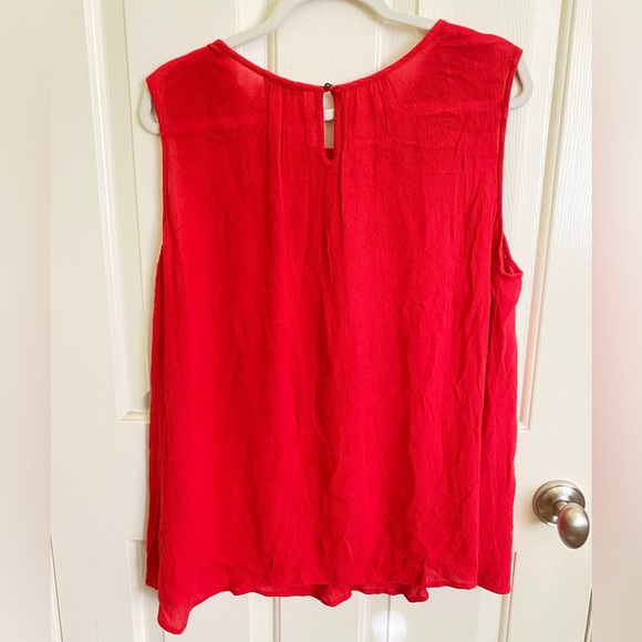 Sundance Red Easy Elegance Shirred Tank Size XL - Picture 2 of 4